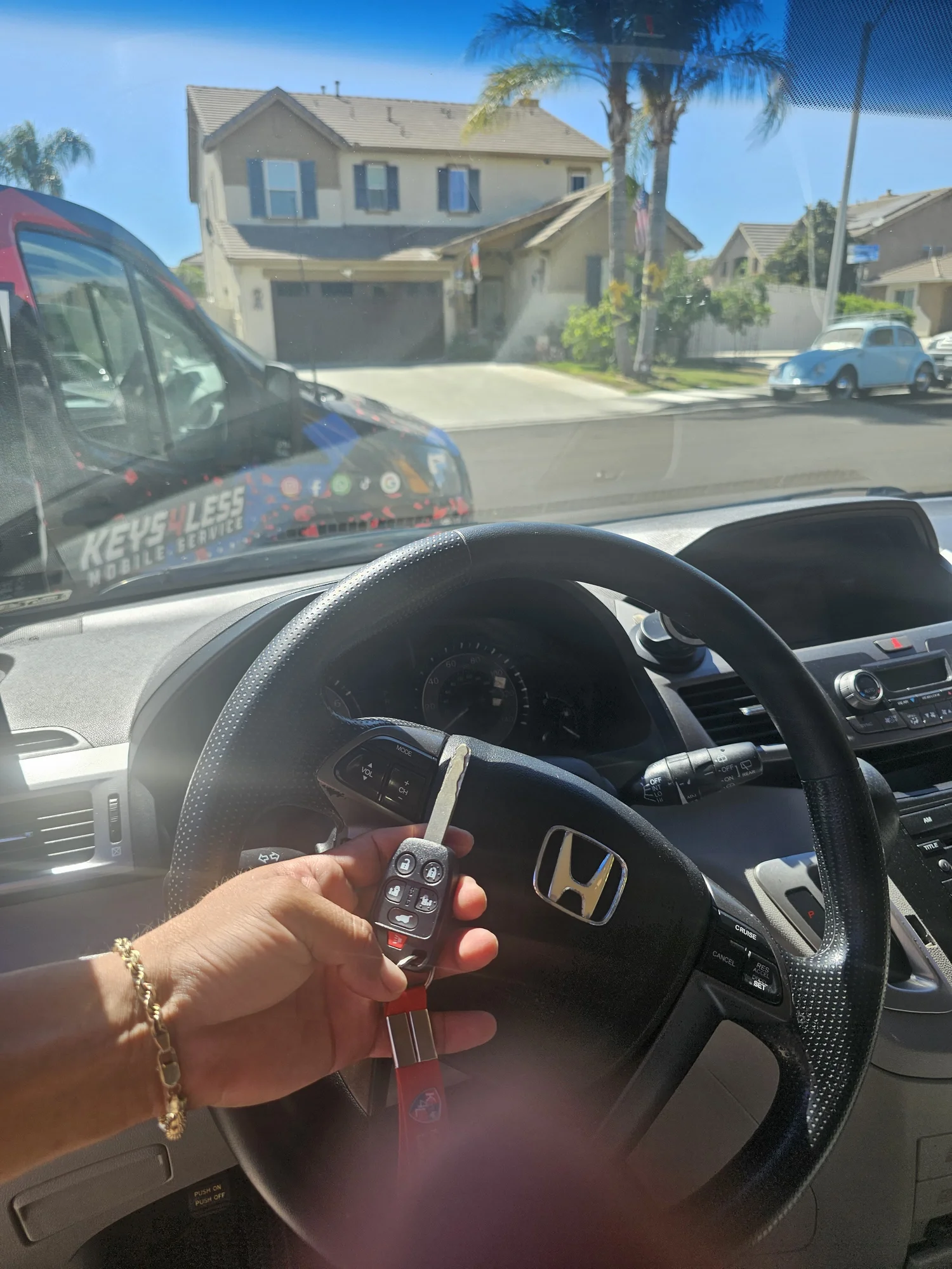 A Honda remote key completed by Keys4Less